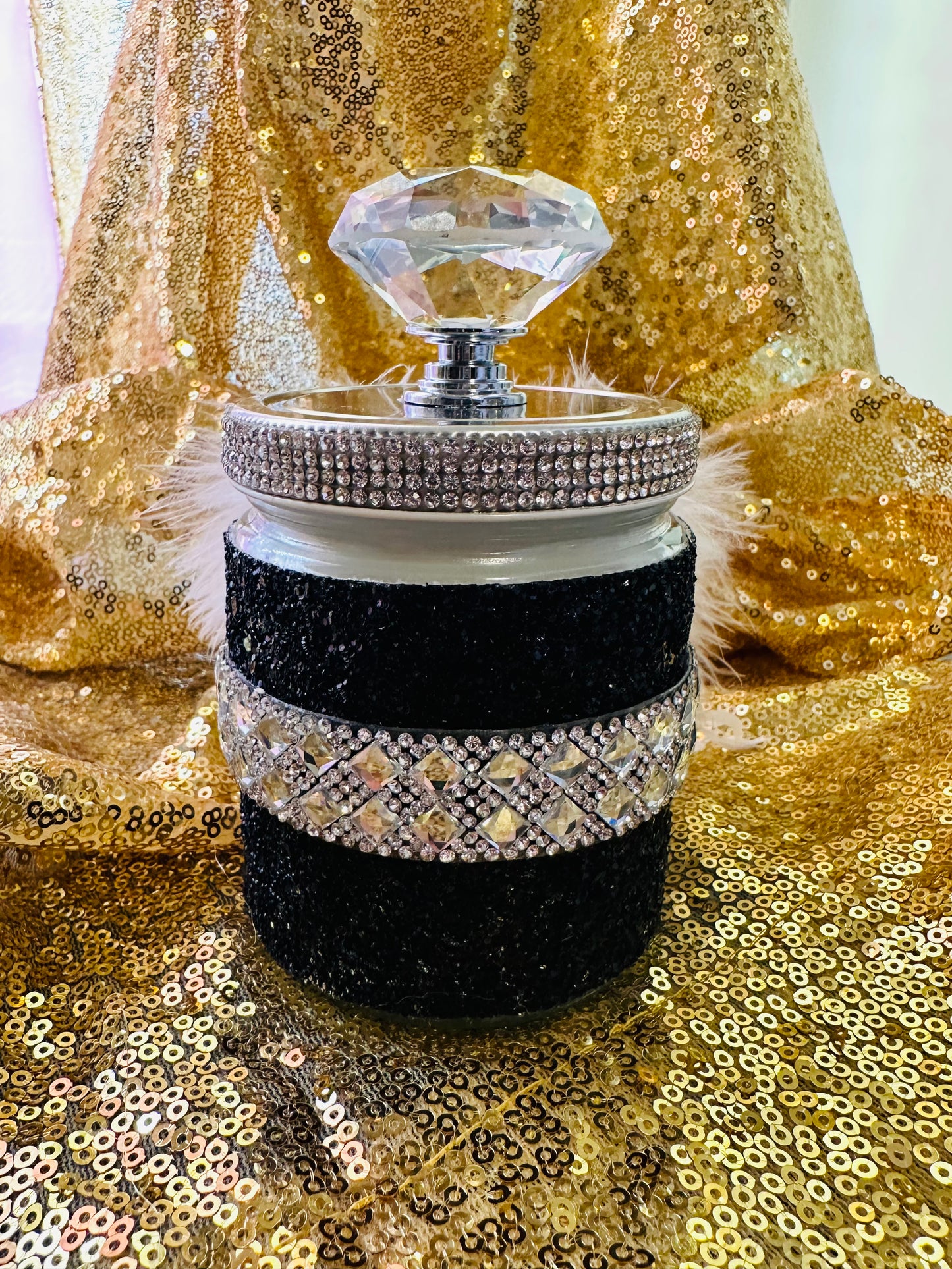 The Royal Diva Luxury Candle